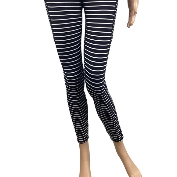 Athleta Stripe Contender 7/8 Tight in Powerlift Size XS - Picture 3 of 7